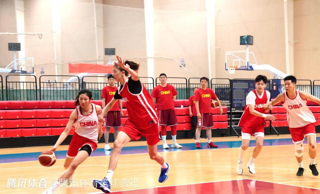 乐鱼官网-中国篮球职业联赛临近揭幕,球队备战备战
