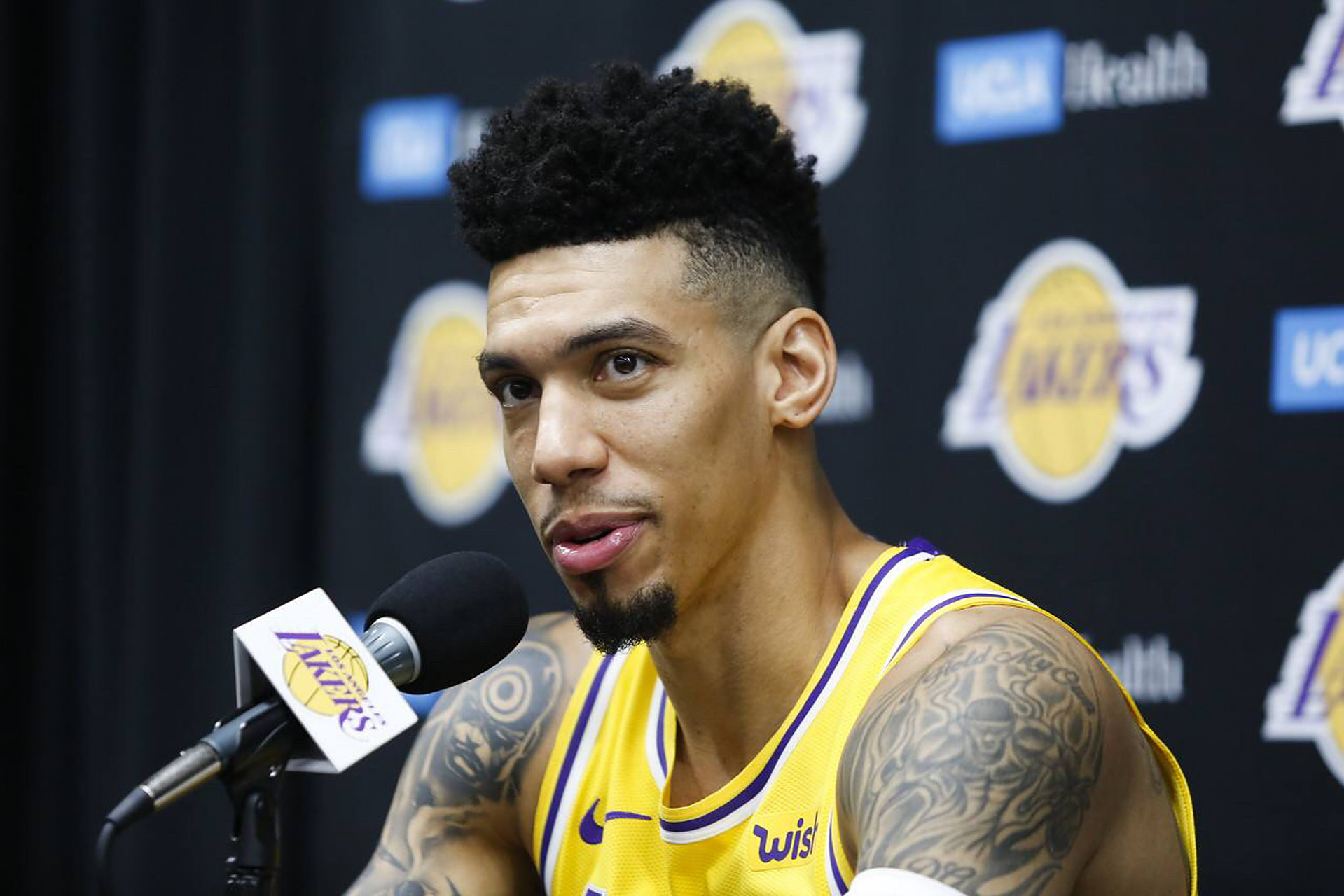 乐鱼体育-关于南韩男篮逆转鹈鹕，丹尼·格林打破历史纪录的信息