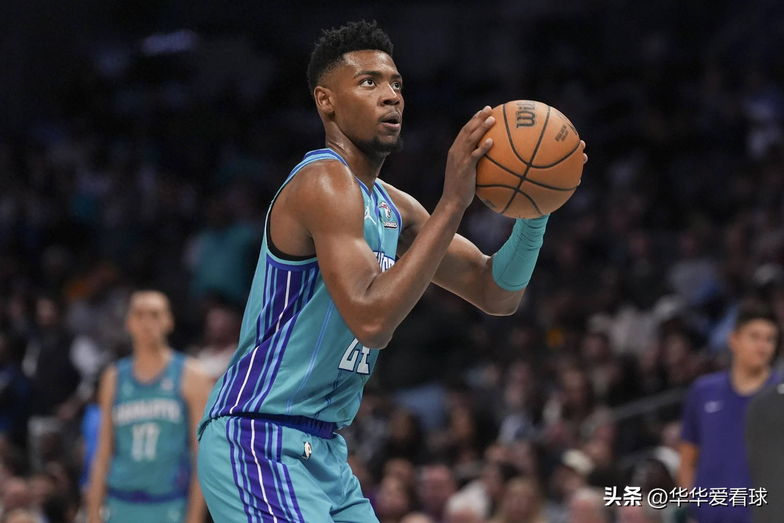 乐鱼体育app-包含黄蜂血洗立陶宛男篮，乔治送出助攻的词条