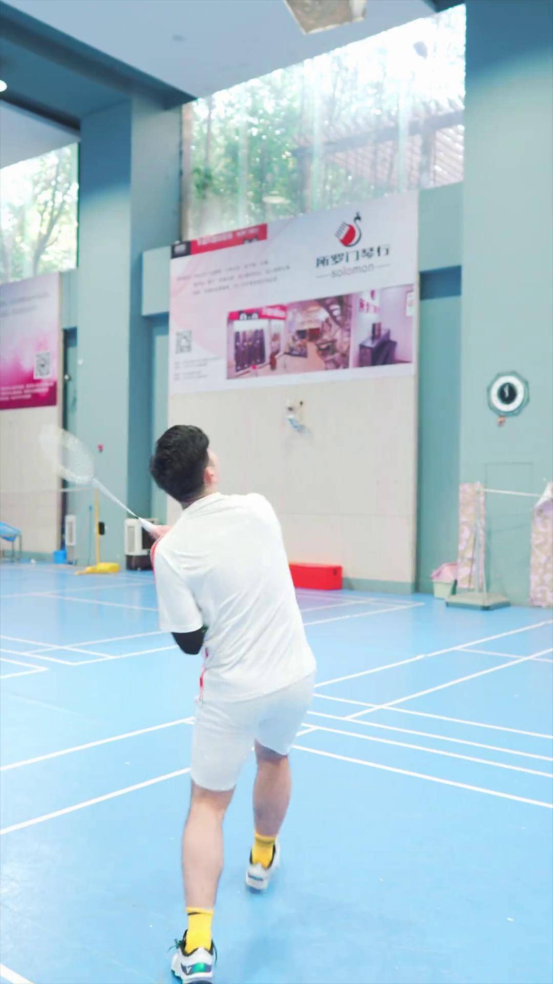 乐鱼 vip 注册-关于英格兰羽毛球队翻盘中国羽毛球队,陶菲克制霸全场的信息