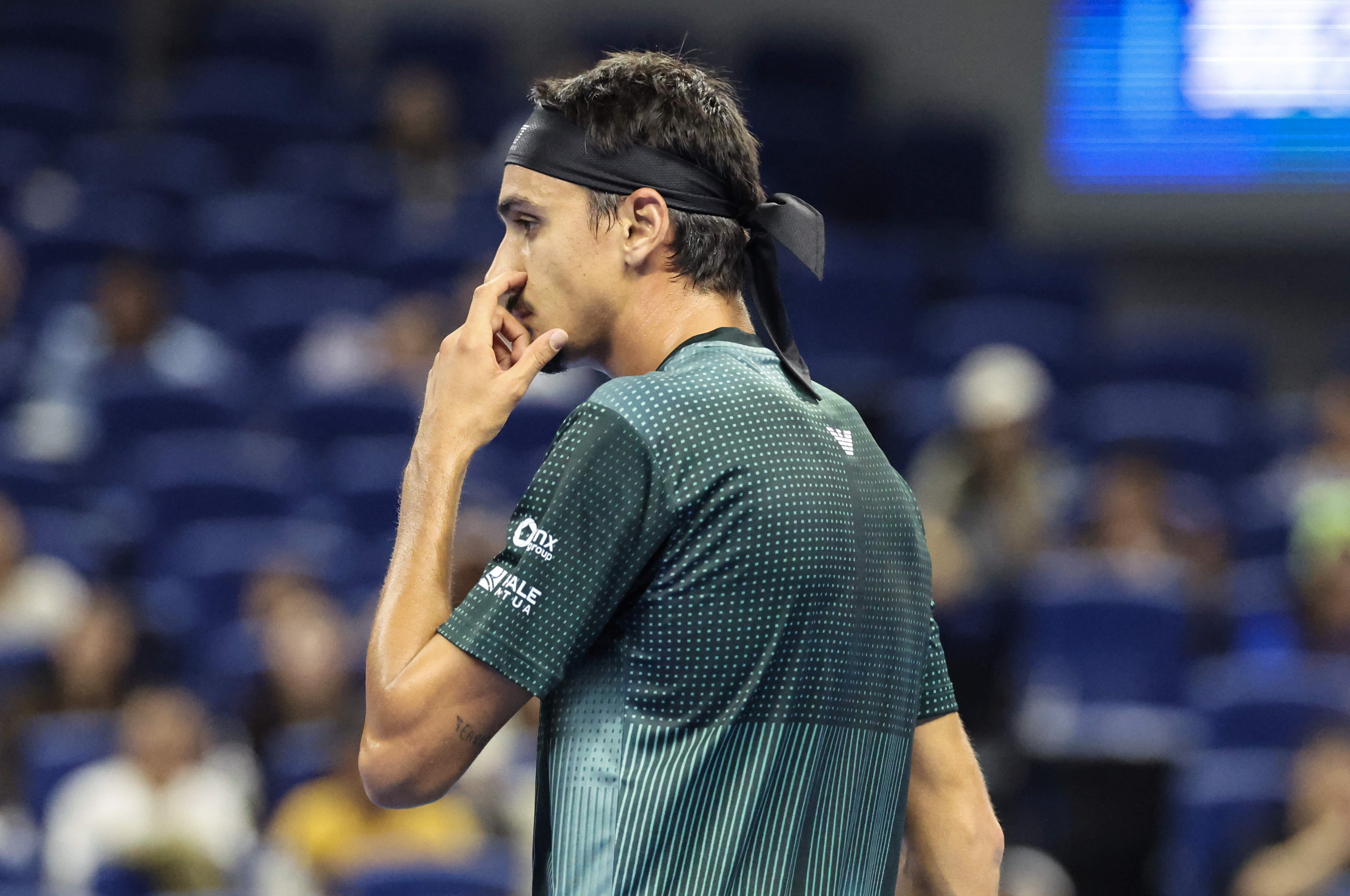 乐鱼体育网站入口-日本网球队翻盘英国网球队,兹维列夫统治全场的简单介绍